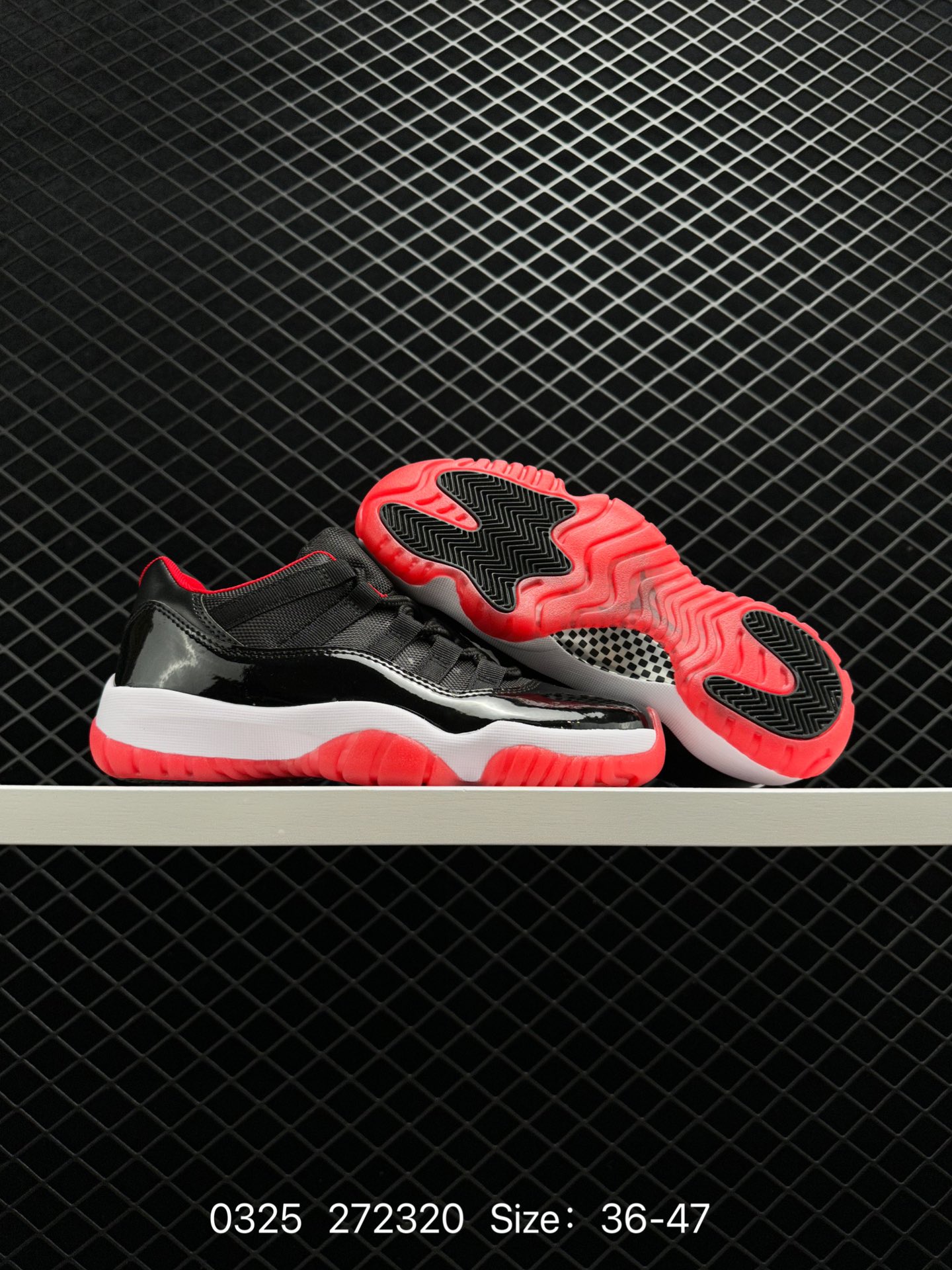 Air Jordan 11 Retro Low “Concord Bred”